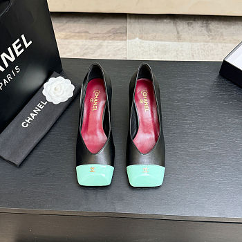 Colestore Chanel Pumps   Lambskin & Patent Calfskin  Black & Green