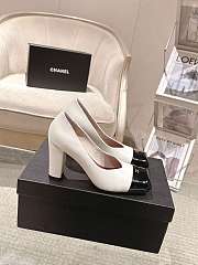 Colestore Chanel Pumps   Lambskin & Patent Calfskin  Ivory & Black - 5