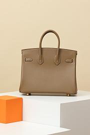 	 Colestore Hermes Birkin 25 Gold-Hardware in Etoupe Togo Leather - 4