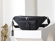 Colestore Dior Saddle Belt Bag Black Dior Oblique Jacquard and Black Grained Calfskin  39 x 17 x 10.5 cm - 1