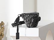 Colestore Dior Saddle Belt Bag Beige and Black Dior Oblique Jacquard with Black Grained Calfskin 39 x 17 x 10.5 cm - 2