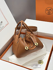 Colestore Hermes Lindy 26 bag in Gold Taurillon Clemence leather 26x18x14cm - 1