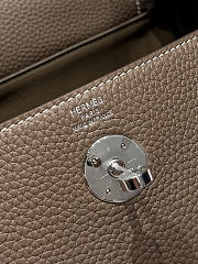 Colestore Hermes Lindy 26 bag in Etoupe Taurillon Clemence leather 26x18x14cm - 4