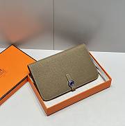 	 Colestore Hermes Dogon Duo wallet in Etoupe Togo calfskin 20.1x12.5x0.4cm - 1