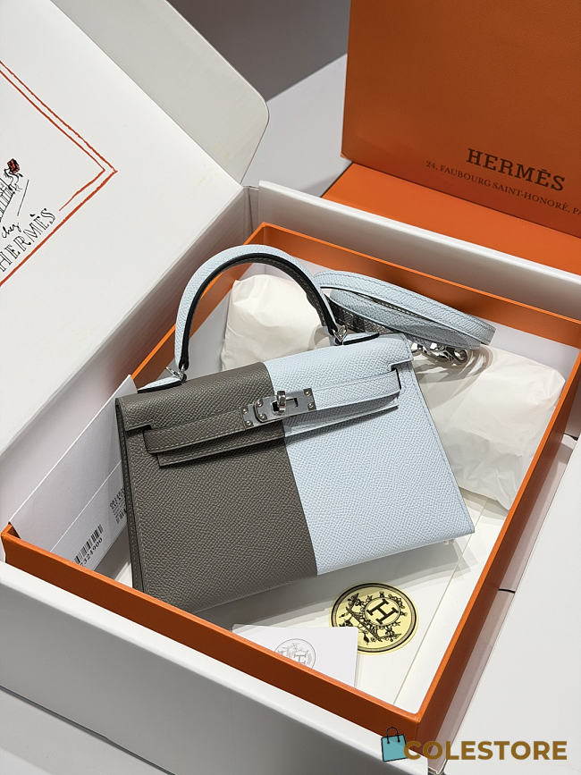 Colestore Hermes Mini Kelly II Crossbody bag in Casaque Bleu Glacier / Bleu Brume Epsom Leather Palladium hardware 19cm - 1