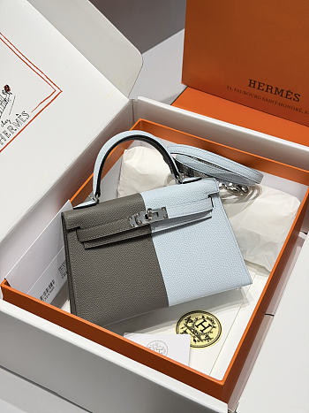 Colestore Hermes Mini Kelly II Crossbody bag in Casaque Bleu Glacier / Bleu Brume Epsom Leather Palladium hardware 19cm