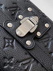Colestore Louis Vuitton Soul Trunk Ultra Black Taurillon Monogram M13871 19 x 15 x 7 cm - 5