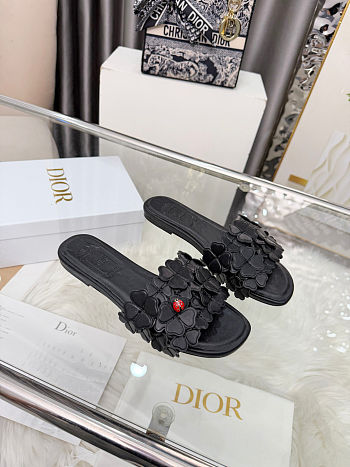 Colestore Dior Bloom Slide Black Dior Clover Embroidered Lambskin