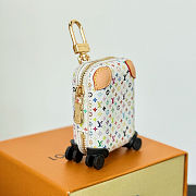 Colestore Louis vuitton LV x TM Horizon Airpod Case Bag Charm White 8×6×3cm - 6