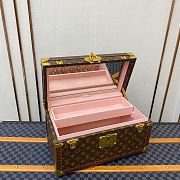 Colestore Louis Vuitton Jewelry Storage Trunk Rose Ballerine 42 x 23 x 21 cm - 2