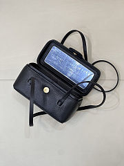 Colestore Chanel Long Vanity with Leather Strap   Grained Shiny Calfskin & Gold-Tone Metal Black  9.5 x 17 x 8cm - 2