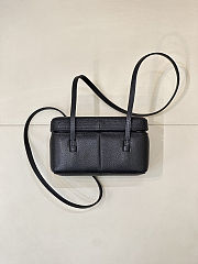 Colestore Chanel Long Vanity with Leather Strap   Grained Shiny Calfskin & Gold-Tone Metal Black  9.5 x 17 x 8cm - 6