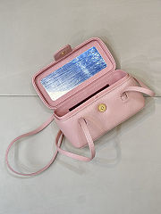Colestore Chanel Long Vanity with Leather Strap   Grained Shiny Calfskin & Gold-Tone Metal Light Pink  9.5 x 17 x 8cm - 6