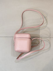 Colestore Chanel Long Vanity with Leather Strap   Grained Shiny Calfskin & Gold-Tone Metal Light Pink  9.5 x 17 x 8cm - 3