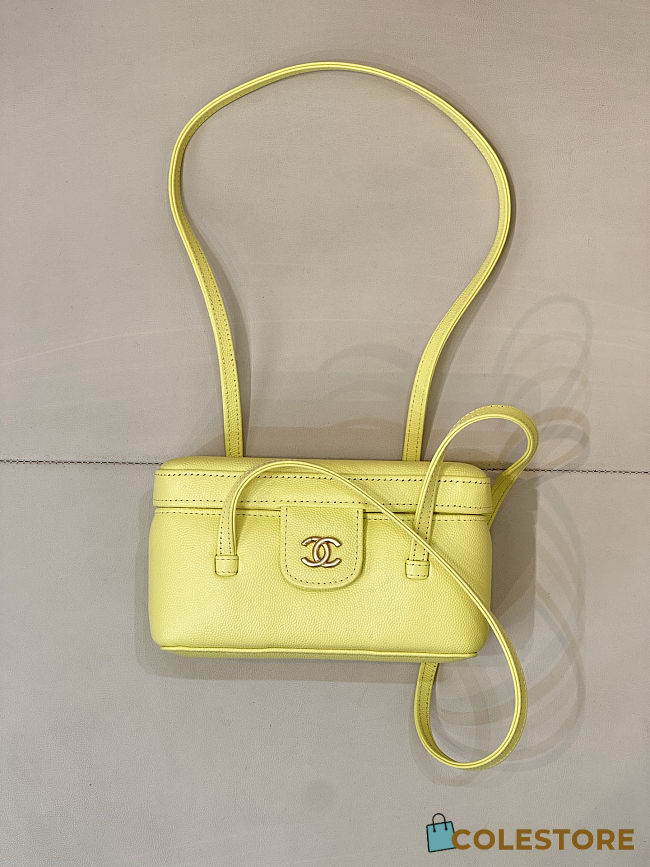 Colestore Chanel Long Vanity with Leather Strap   Grained Shiny Calfskin & Gold-Tone Metal Yellow  9.5 x 17 x 8cm - 1