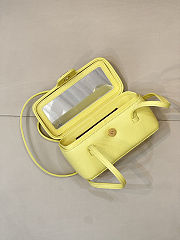 Colestore Chanel Long Vanity with Leather Strap   Grained Shiny Calfskin & Gold-Tone Metal Yellow  9.5 x 17 x 8cm - 4
