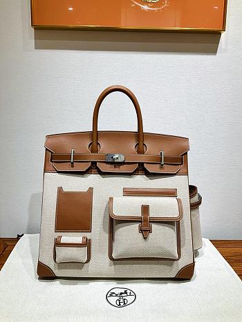 Colestore Hermes Cargo HAC Birkin 40 Gold Box and Toile Palladium Hardware 40x38x25cm