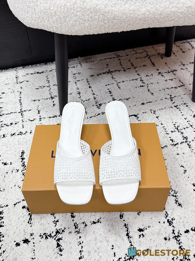 Colestore Louis Vuitton 6 AM Mule White Embroidered fabric - 1