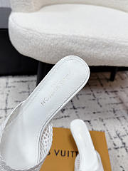 Colestore Louis Vuitton 6 AM Mule White Embroidered fabric - 5