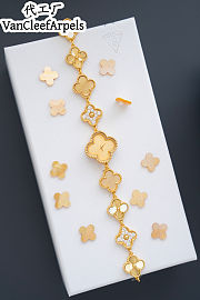 Colestore Van Cleef & Arpels Sweet Alhambra watch Yellow gold, Mother-of-pearl - 5