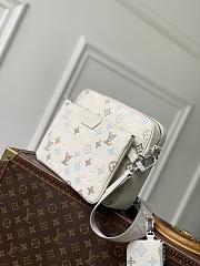 Colestore  Louis Vuitton Trio Messenger Bag Monogram Shadow White 25 x 18.5 x 7 cm - 5