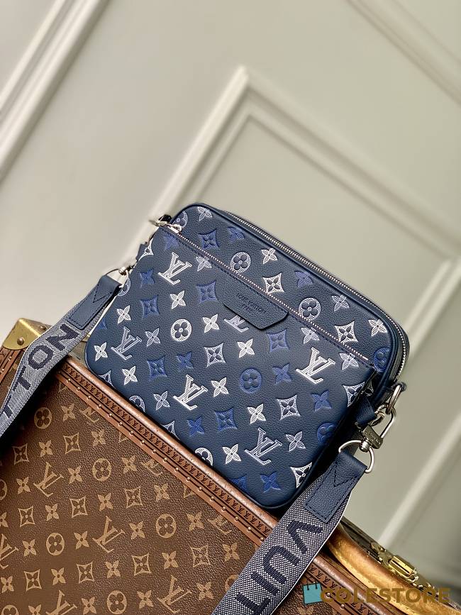	 Colestore Louis Vuitton Trio Messenger Bag Monogram Shadow Navy Blue 25 x 18.5 x 7 cm - 1