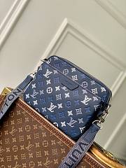 	 Colestore Louis Vuitton Trio Messenger Bag Monogram Shadow Navy Blue 25 x 18.5 x 7 cm - 6