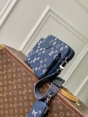 	 Colestore Louis Vuitton Trio Messenger Bag Monogram Shadow Navy Blue 25 x 18.5 x 7 cm - 5