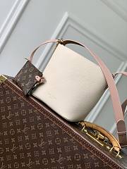Colestore Louis Vuitton Flight Mode All In BB Low Key Beige 16 x 18 x 12 cm - 1