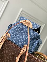 Colestore  Louis Vuitton Montsouris Cargo Backpack Monogram Denim 32 x 30.5 x 16 cm - 3
