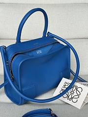 Colestore  Loewe Small Amazona 180 bag in soft calfskin Royal Azur 24.5 x 18.5 x 10 cm - 6