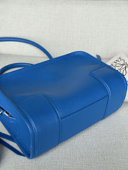 Colestore  Loewe Small Amazona 180 bag in soft calfskin Royal Azur 24.5 x 18.5 x 10 cm - 2