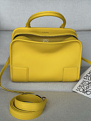 Colestore  Loewe Small Amazona 180 bag in soft calfskin Daisy Yellow 24.5 x 18.5 x 10 cm - 4
