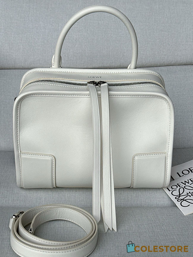 	 Colestore Loewe Small Amazona 180 bag in soft calfskin White 24.5 x 18.5 x 10 cm  - 1