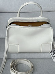 	 Colestore Loewe Small Amazona 180 bag in soft calfskin White 24.5 x 18.5 x 10 cm  - 5