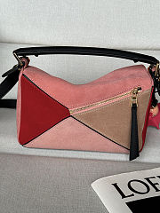 Colestore Loewe Puzzle 10 FW15 Runway re-edition in calfskin suede Pecan/Parrot Pink 24x16x10cm - 3