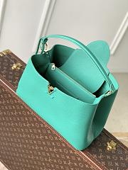 Colestore Louis Vuitton Capucines MM Taurillon Leather Vert d'Eau 37.5 x 15.5 x 24cm - 4