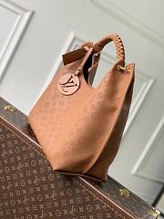 Colestore  Louis Vuitton Carmel Mahina Leather Cognac 35 x 40 x 17 cm - 5