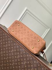 Colestore  Louis Vuitton Bella Tote Mahina Leather Cognac 32 x 23 x 13 cm - 5