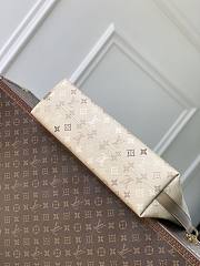 Colestore  Louis Vuitton Vagabond Hobo Monogram Sand Beige 41 x 32 x 11 cm - 5