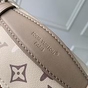 Colestore  Louis Vuitton Rush Bumbag Monogram Sand Beige 30 x 15 x 8 cm - 4