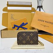 Colestore Louis Vuitton Noa Key Holder Monogram/Sweet Coral 11 x 7 x 1.5 cm - 6