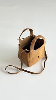 Colestore YSL Saint Laurent LE 5 À 7 BABY BEA in suede in Brown 18x16x13cm (28cm) - 5