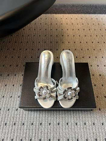 Colestore Chanel Rhinestone Flower Pearl Sandals Silver 7cm