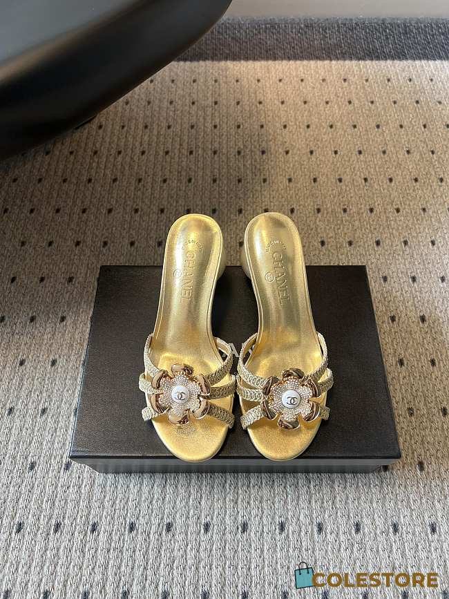 Colestore Chanel Rhinestone Flower Pearl Sandals Gold 7cm - 1