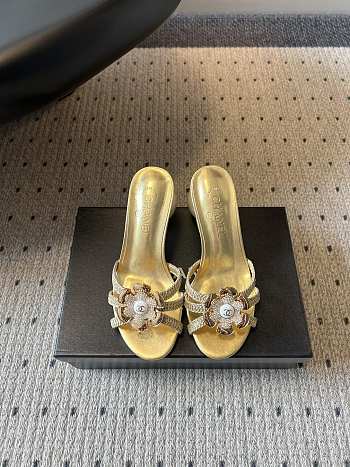 Colestore Chanel Rhinestone Flower Pearl Sandals Gold 7cm