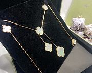 Colestore Van Cleef & Arpels Magic Alhambra necklace, 6 motifs Yellow gold, Mother-of-pearl - 5