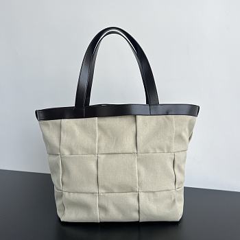 Colestore Bottega Veneta Arco Intreccio Leather-Trimmed tote bag 40x36x24cm
