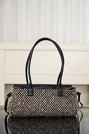 Colestore Chanel Small Urban Essential East West Shopping Bag 30.5x15x11.5cm - 2