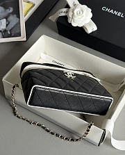 Colestore Chanel Vanity Bag with Top Handle and Chain Strap Black Quilted Leather with Silver-Tone Hardware 17x19.5x5.5cm - 4